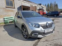 Новый легковой автомобиль